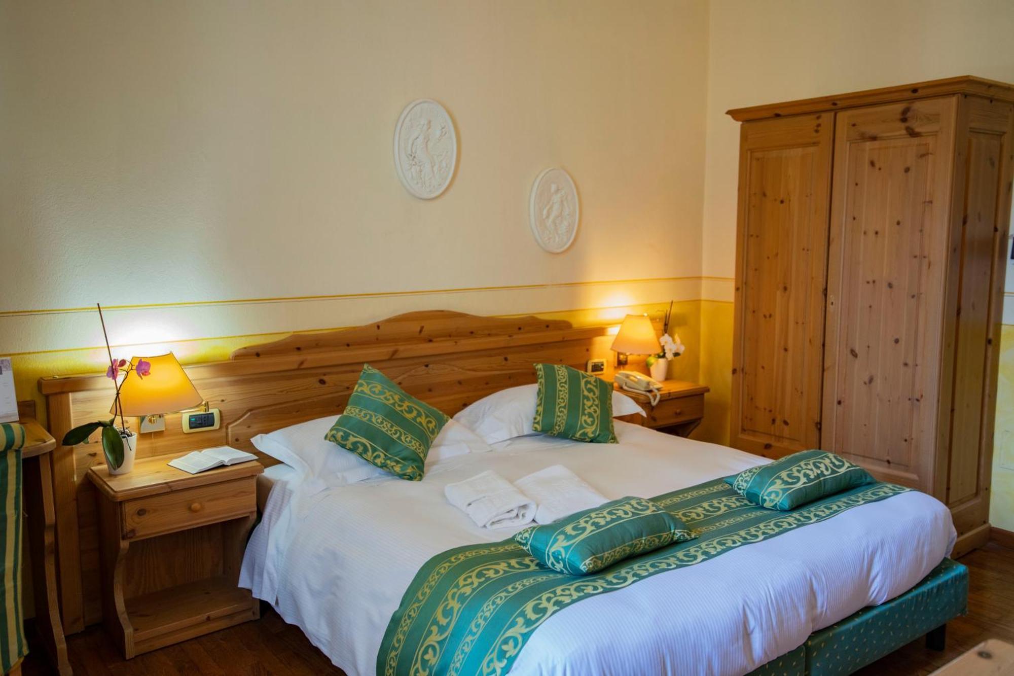 Hotel Villa Imperina Agordo Værelse billede